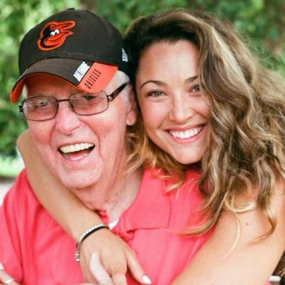 Meet your Posher, Courtney - Picture 1 of 1